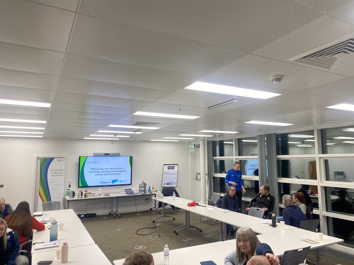 Chris McLaughlin tweet media