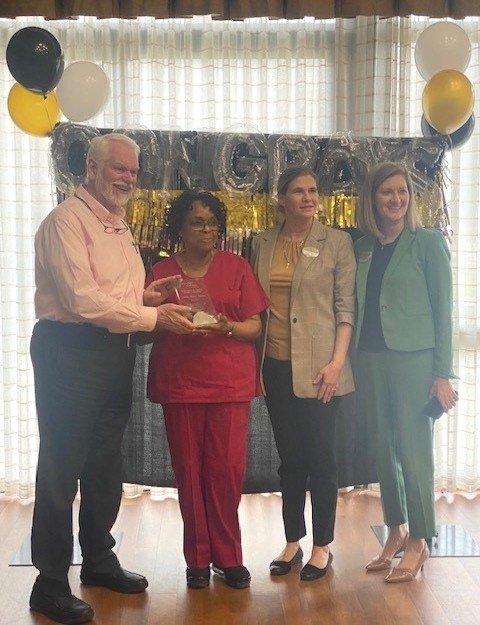 PCSCSeniors's tweet photo. Congratulations to Bonita Bennett who won the SC Leading Age Caregiver of the Year award!  Bonita has worked at #TheColumbiaPresbyterianCommunity and with #PCSC for 30 years, the surprise awards ceremony was so uplifting! https://t.co/5glUadN3mz