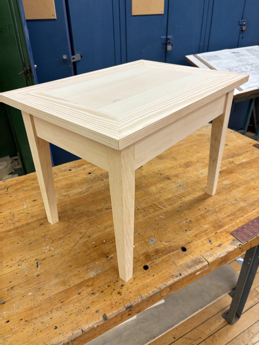 TDSB Skills Cabinetmaking contest at Lakeshore CI - this is a photo of the finished product (all done in one day by a student - tapered legs, dowel joints, and biscuit-joined top). That is a remarkable accomplishment!!! #TDSB_Skills2024 @tdsb @TDSB_CCEL @TDSB_SSL18 @tdsboyap