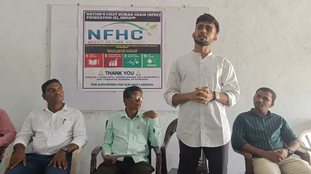 yashwanth_6's tweet photo. Had a fantastic time at Kesamudram ZPHS, promoting literacy and environmental sustainability! 📚🌳 #PositiveImpacts https://t.co/2cuAPvqh6p
