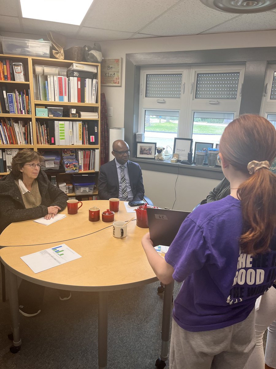 Today, Kingswood Elementary welcomed Superintendent Usih, Assistant Superintendent Brautigam & Trustee Sargent. It was a wonderful visit that showcased the school’s connected community and engaging learning spaces. @KingswoodEagles @UsihChristopher @DonnaSargent @CBrautigam38