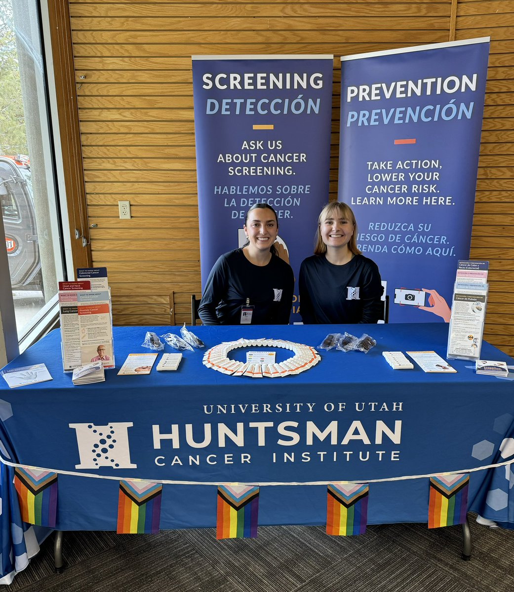 Tabling at Utah’s Hogle Zoo Employee Health Fair this morning to promote cancer screenings and sun safety. ☀️🐘#ColorectalCancerAwarenessMonth