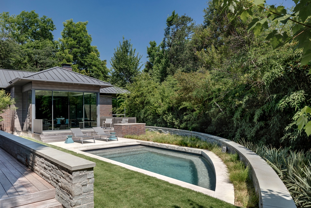 bonicklandscape's tweet image. Does this warmer weather have you dreaming of a pool? Get our guide to our custom pool design + build process: bonicklandscaping.com/pool-design-bu…
#pooldesign #poolbuilder #dallaspools