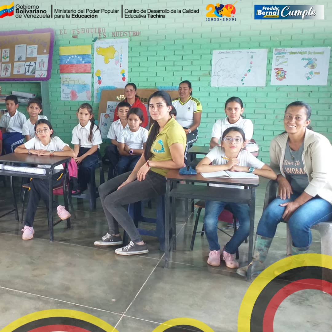 #6DeMarzo 🇻🇪 Actividades Pedagógicas en la U.E.N. Fructuoso Márquez Contreras.

#NadieNosDetiene 
<a href="/NicolasMaduro/">Nicolás Maduro</a> 
<a href="/_LaAvanzadora/">Yelitze Santaella</a> 
<a href="/Berzabethg1/">Berzabethgandicaoficial</a> 
<a href="/Alexis_J_Castro/">Alexis Javier Castro</a>