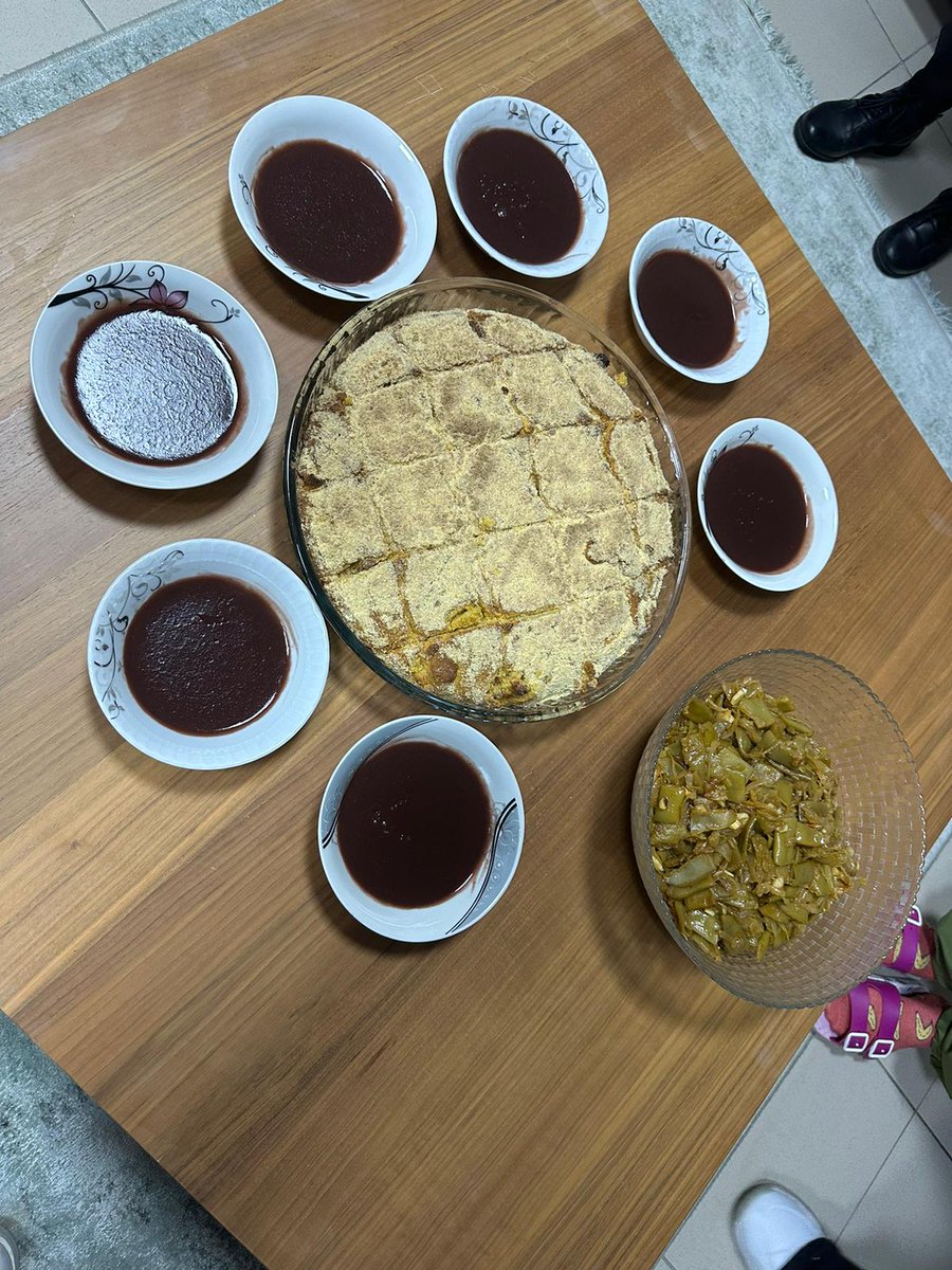 Devlet hatun kız yurdumuzda Rize kültürünün yöresel yemeklerini yapıp doyasıya yedik.
<a href="/GSB_Rize/">Rize Gençlik ve Spor İl Müdürlüğü</a> 
<a href="/RizeKYGM/">GSB Rize Yurtları</a>