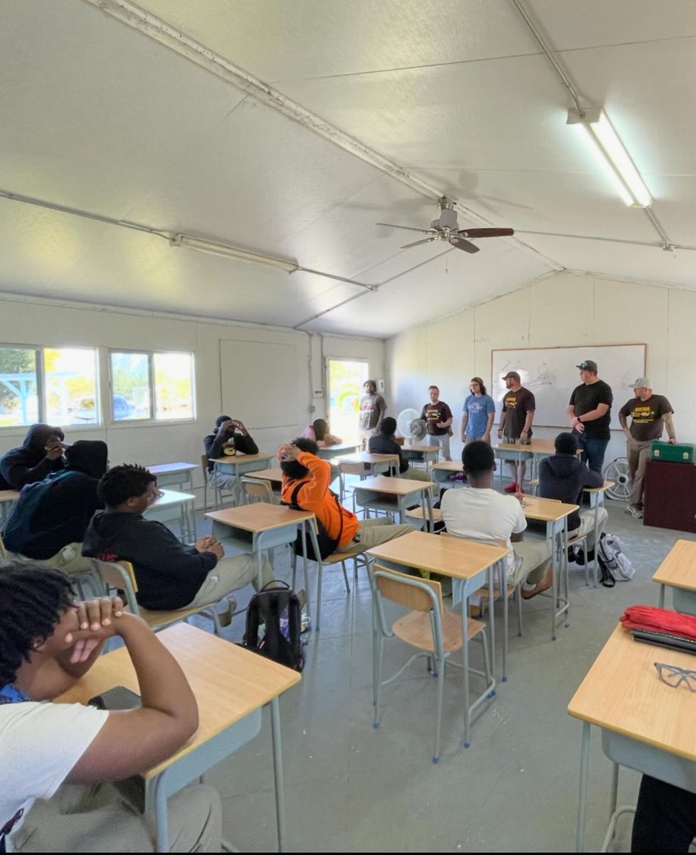 Dean James tweet media