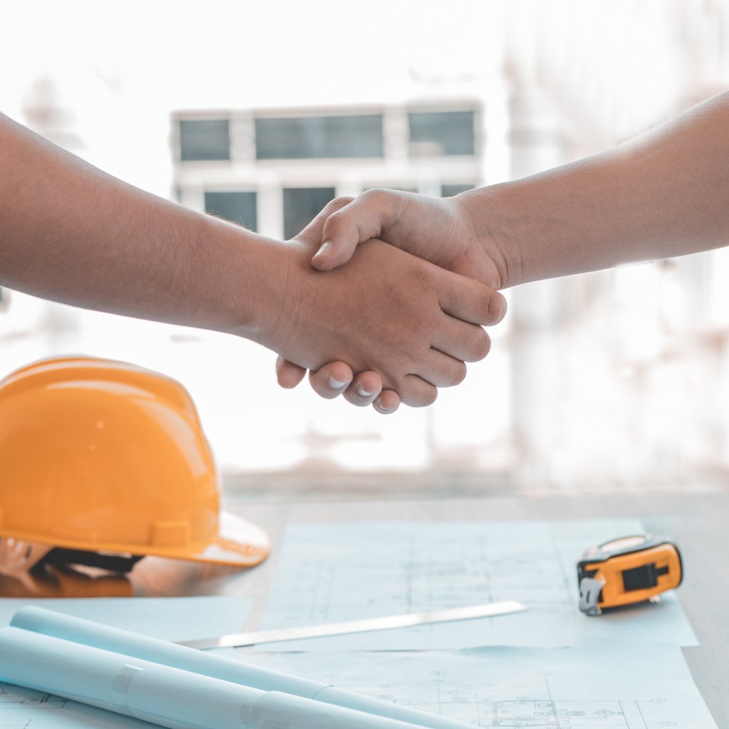 econstructinc's tweet image. 🏗️ Teamwork makes the dream work in construction! Discover how strong partnerships between architects, designers, &amp;amp; contractors lead to innovative designs &amp;amp; efficient projects.

🔗 Dive into the benefits here: bit.ly/3IsDDPA

 #LAConstruction #econstructBuilds