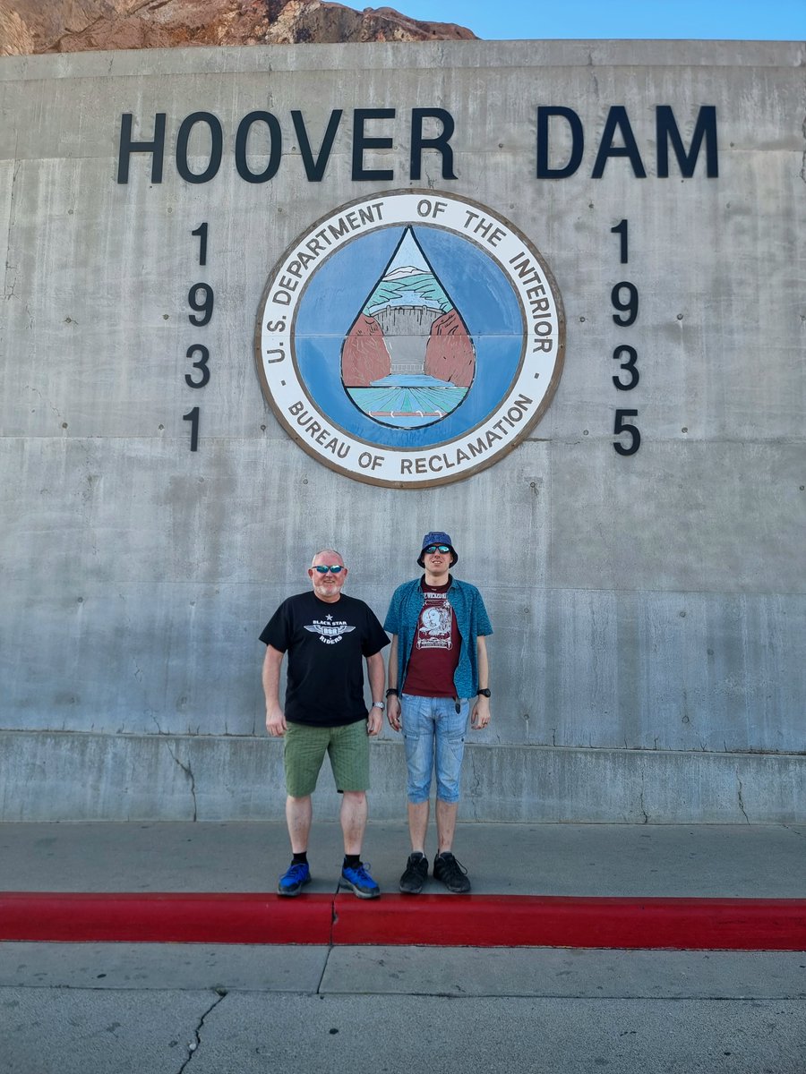 JBurdis's tweet photo. More Rock band t-shirts on display from our USA Road Trip. This time @BlackStarRiders & @WickedRivers in front of snow topped mountains, Seven Magic Mountains, the Arizona State sign & The Hoover Dam.
Spreading the word of Rock🤘
#blackstarriders #thesewickedrivers #rocknroll https://t.co/ZYNcNofxjA