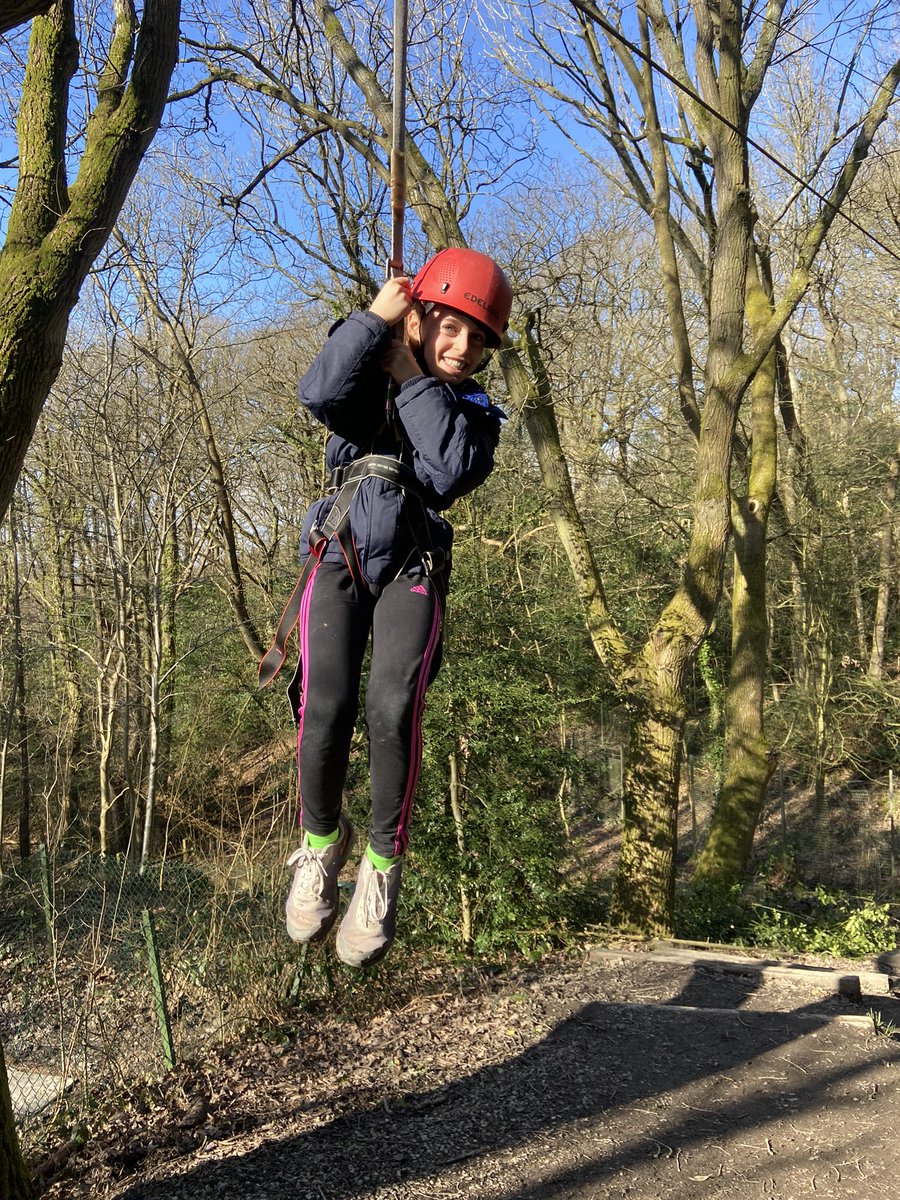 We have arrived at Boundless Outdoors! Group 4 are beginning the day with the Zip Wire! Look at these smiles😃 <a href="/Somerspark4EM/">Mrs McCracken and Mrs Evans</a> <a href="/Somerspark4MF/">Mrs Fisher</a>
