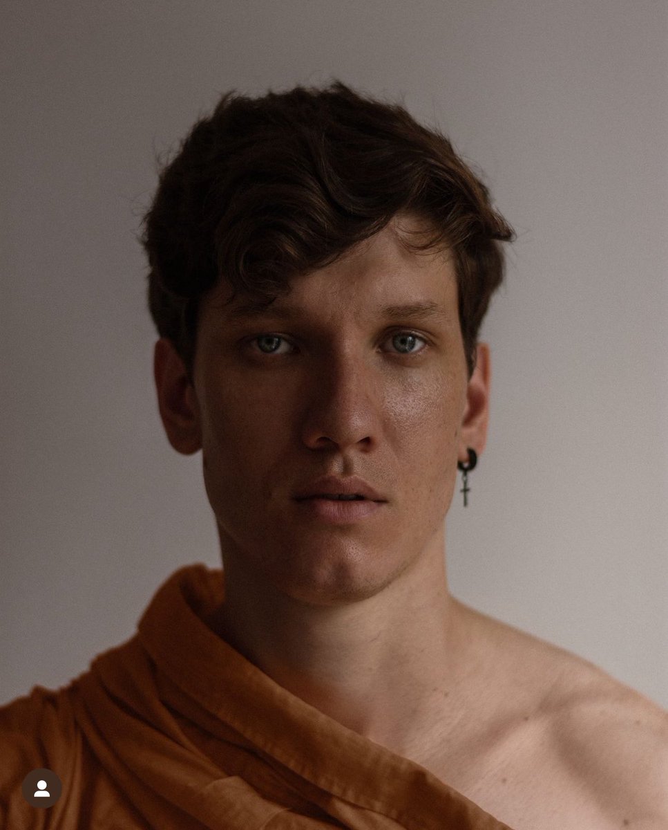 Portrait 
Photo <a href="/I_KnowWhatUWant/">Warsaw Photographer 🧜‍♂️📸</a>