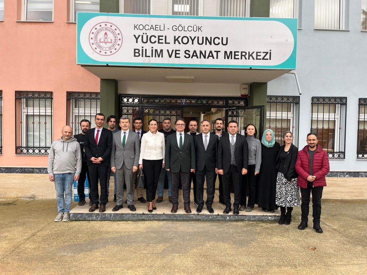 memkocaeli's tweet photo. 1️⃣Eğitim Öğretim faaliyetlerinin yerinde değerlendirilmesi kapsamında Bakanlığımız Özel Eğitim ve Rehberlik Hizmetleri Genel Müdürümüz Doç. Dr. Mustafa OTRAR, 6 Mart tarihinde ilimizdeki Yahyakaptan Özel Eğitim Okulunu, Yaşama Sevinci Özel Eğitim Okulunu ve...⤵️
@tcmeb https://t.co/g8REiWmA1H