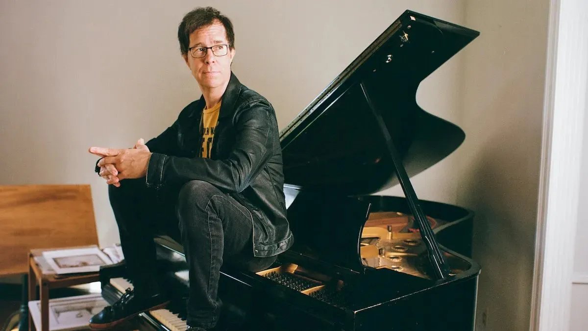 .@BenFolds is reprising his “Paper Airplane Request Tour” this summer: cos.lv/uzoN50QMR3n