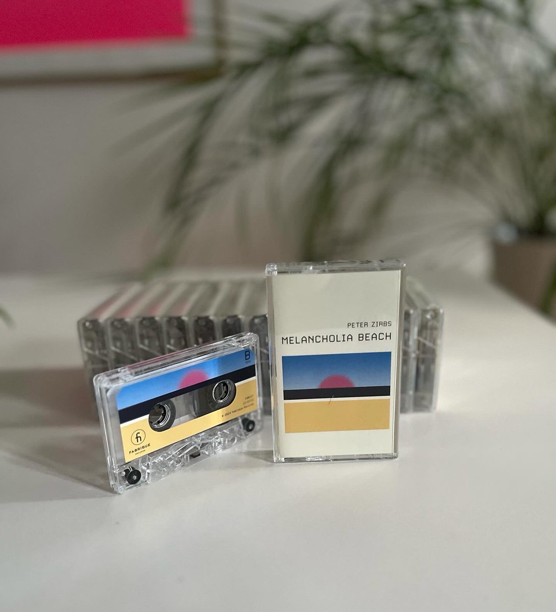 This is more than satisfying: My new album on a beautiful music cassette. Strictly limited! 

If you also want one 👉 peterzirbs.bandcamp.com/album/melancho…

Officially released on March 29 on <a href="/FabriqueRecords/">Fabrique Records</a>.