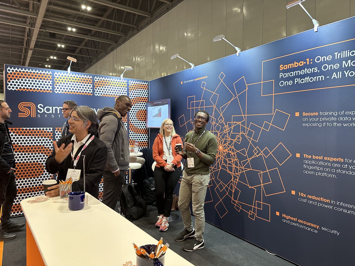 SambaNovaAI's tweet photo. Live from Big Data and AI World in London with big announcements. 

Samba-1: https://t.co/geA22HJHuo

Sambaverse: https://t.co/txJXEPNE2X

@BigDataWorld_ #BDAIW24 #samba1 #sambaverse