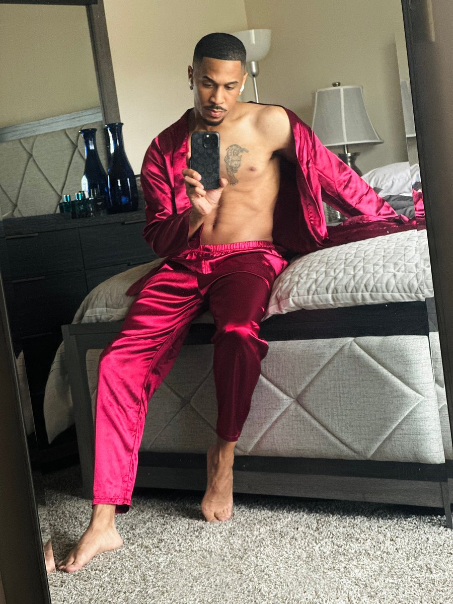 brandonrasco3_'s tweet photo. Let me put one more thing on your mind https://t.co/WlZaXqIQi6