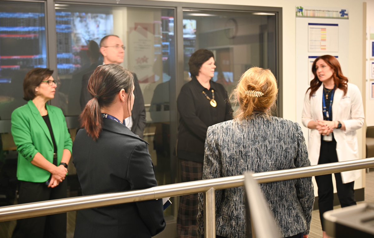 We were pleased to welcome incoming Deputy Minister of Health Deborah Richardson, her team, and members from <a href="/OntarioHealthOH/">Ontario Health</a> to tour our hospital. We visited our Command Centre, Pharmacy Department, patient rooms, Robotic Surgery and Intervention Radiology (IR) Suites.