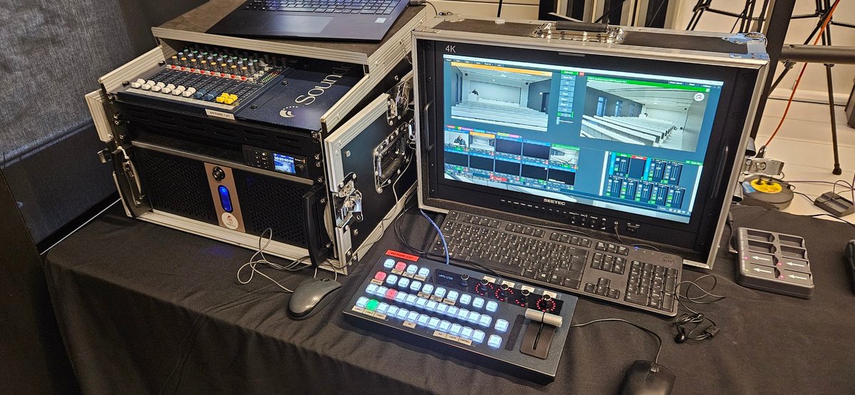 4kframe.cat tweet media