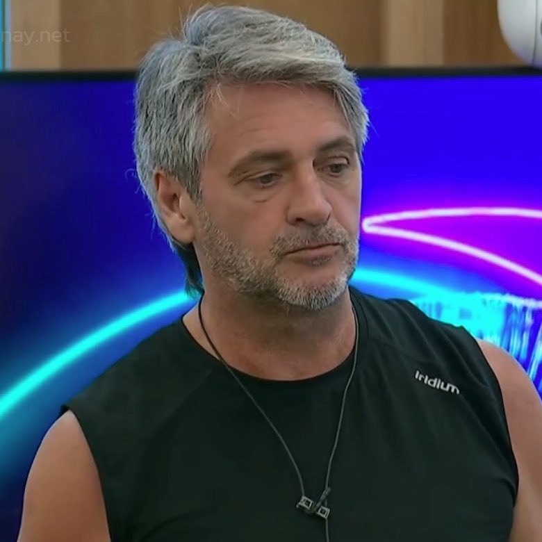 fedeebongiorno's tweet photo. 👁️ A QUIÉN NO CONTRATARÍAS EN UN EMPLEO? #GranHermano

Darío: A Rosina

Rosina: Por qué? No me conocés

Darío: No se da cuenta de muchas cosas. Es de una obviedad total y sin embargo lo hace https://t.co/QXyfR2uGGM