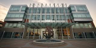 Elton Brown tweet media