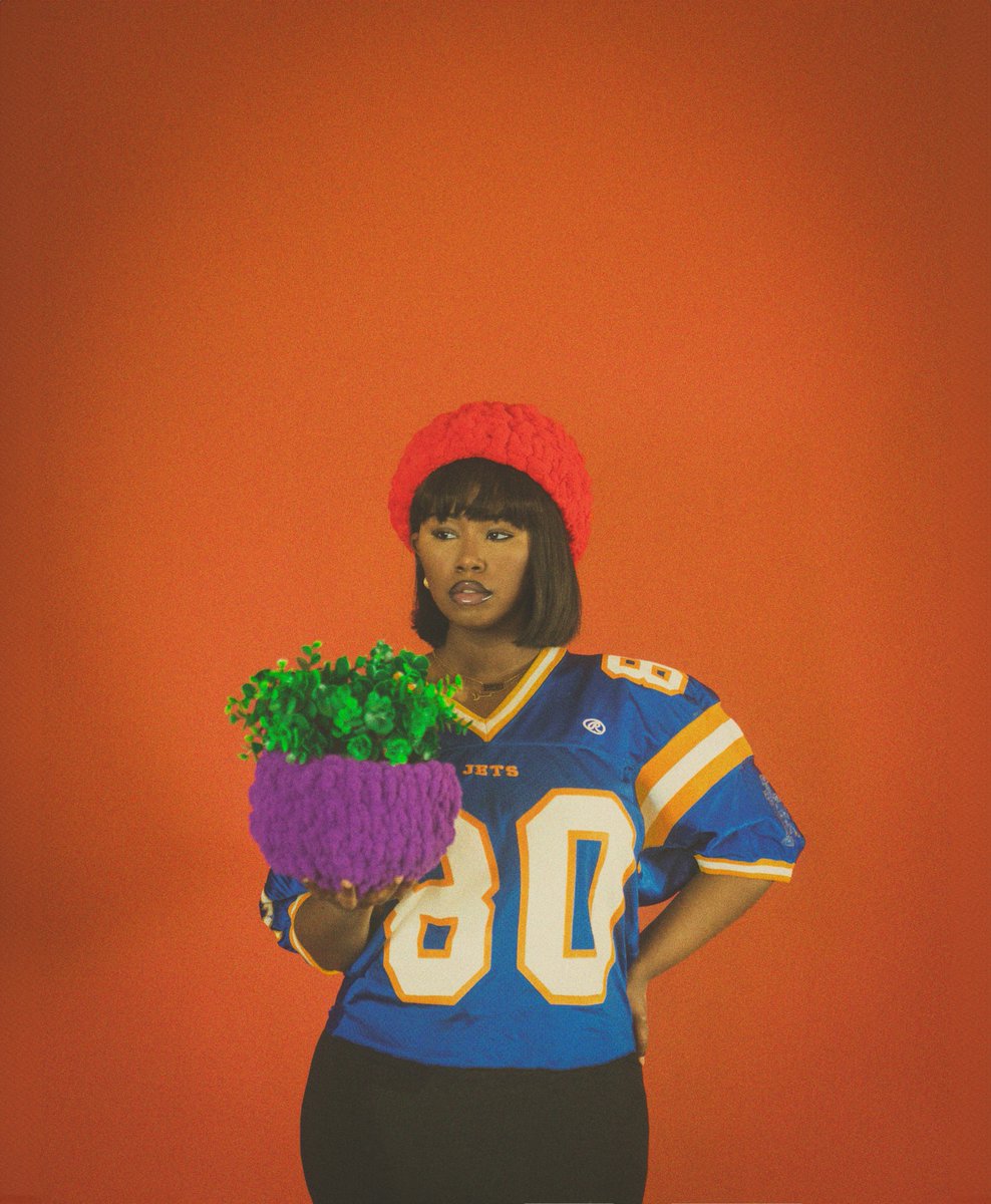 SAHDTHELABEL's tweet photo. The possibilities of our crochet items as artwork are endless 🖼️🧶 

All bowl hats are available! 

#sahdthelabel #handmade #luxury #fashion #crochet #nyc #hats #instagram #purple #red #viral #style #essentials #fyp>/ viral #tiktok #artwork #artpiece  #art #explorepage #Twitter https://t.co/8Ipc1lUAIJ