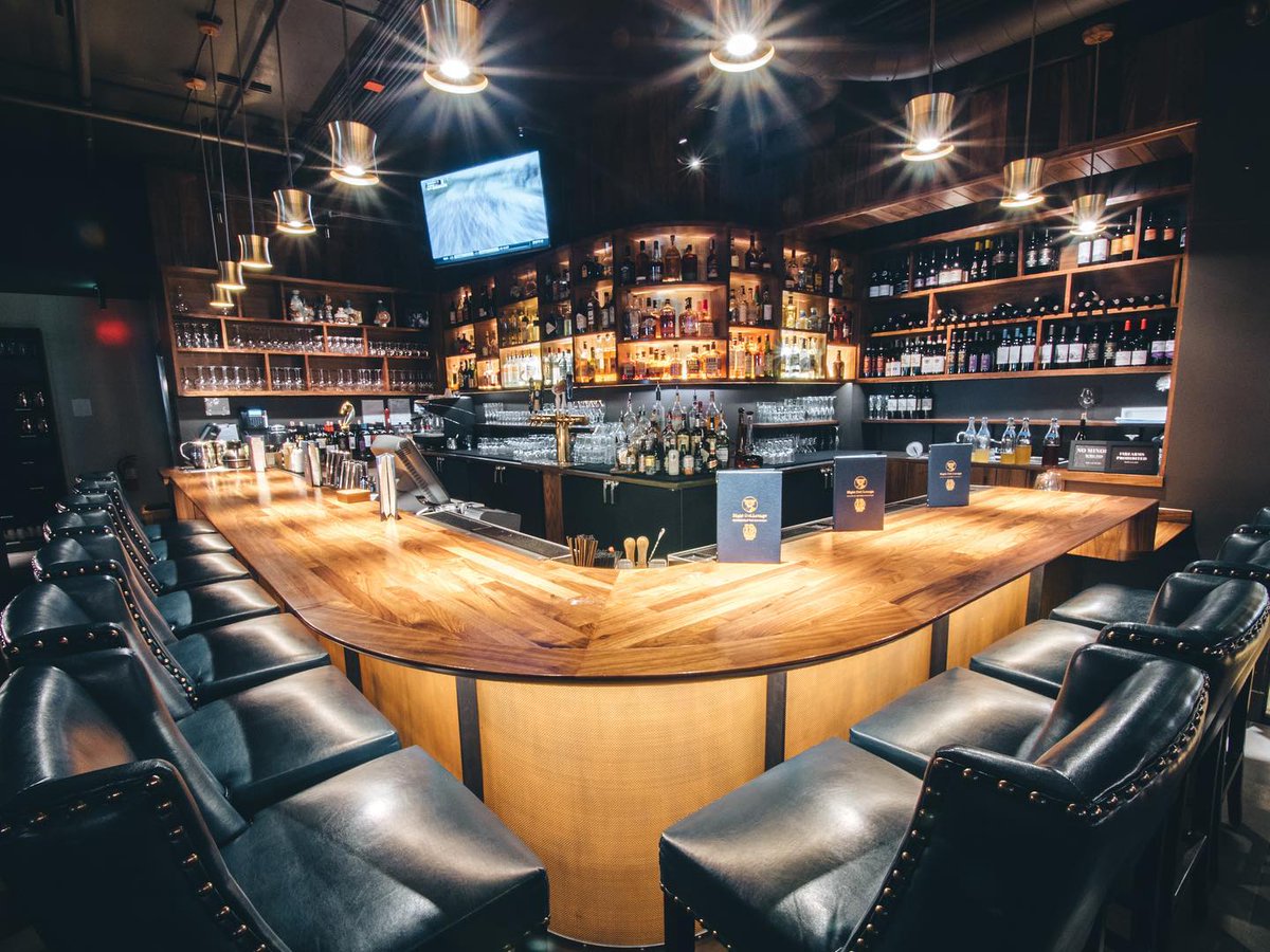 13CoinsSeattle's tweet photo. Seattle Cocktail Week is happening now through March 10. Sip and enjoy featured speciality cocktails at our @pioneersquare Seattle, SeaTac, and @BelleCollection 13 Coins locations. #SeattleCocktailWeek #SeattleBars #SeattleCocktails #CocktailWeek #DrinkLocal https://t.co/qDrCVFxeGN