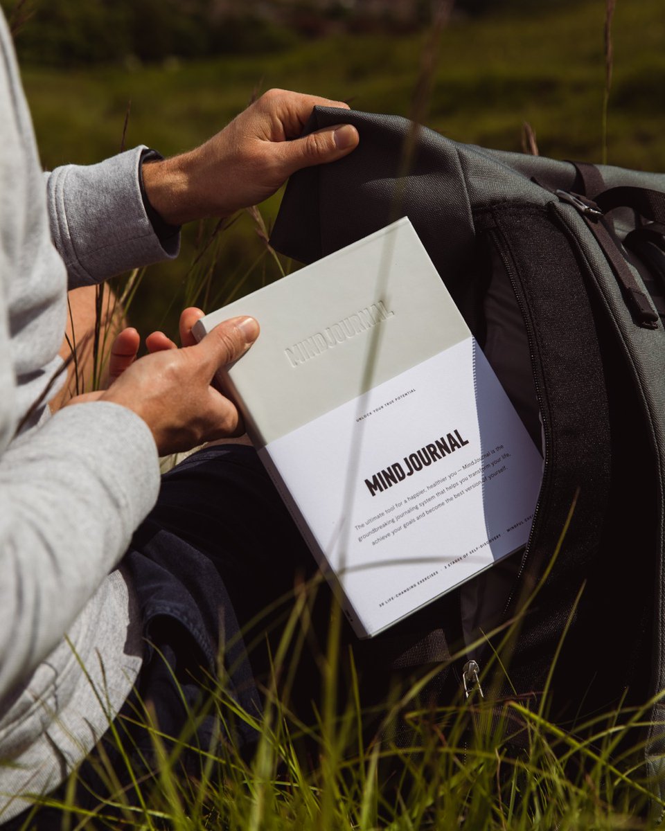 MindJournal increases focus and clarity, whilst reducing stress and anxiety. Boost your immune system, improve your sleep and feel more productive. There's no better time to look after yourself than now 🫵

#mindjournal #motivation #goals #wellness #journaling #selfcare