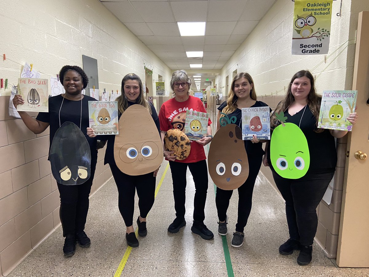 Celebrated book character day today 🥚🥔🍪🍇 students wrote about their favorite book..which one is your favorite?