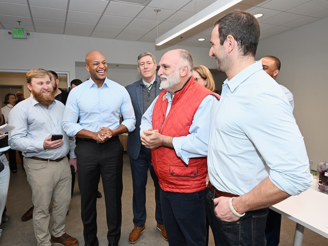 'Yes, Chef!' Secretary Atticks and I had a great time touring @boweryfarming with their CEO and Founder, @ifain, and the amazing @chefjoseandres.