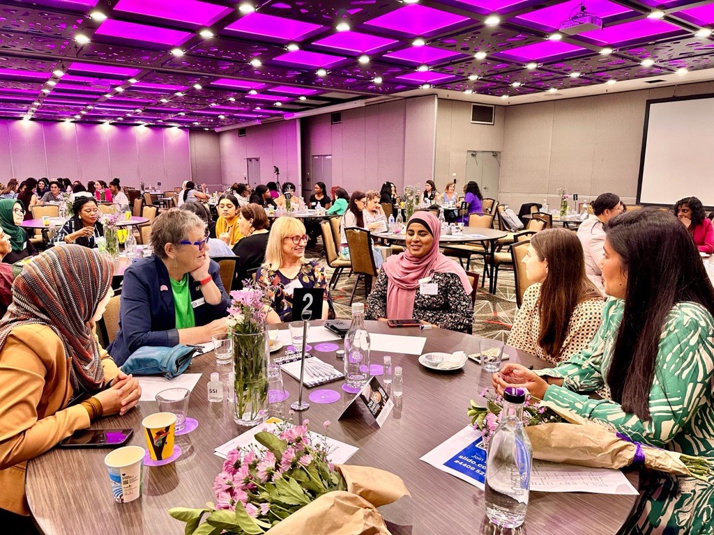 68% of CALD women in Australia feel unrepresented on #IWD.

Yesterday, at our #IWD2024 event, we brought together over 140 women from diverse backgrounds to exchange stories and celebrate leadership. Explore Vu Consulting's report: morevoicesmorerepresentation.com

#CountHerIn #March8