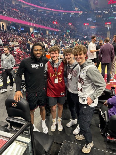 Stow senior ballers <a href="/TylerSpiegel14/">Tyler Spiegel</a> &amp; <a href="/andymergen24/">Andy</a> along with former hooper Austin Evans giving some tips to Donovan Mitchell before last night’s Cavs v Celts game. They got to see the most exciting game of the year. Just don’t ask them when they left the game. #LoveTheGame