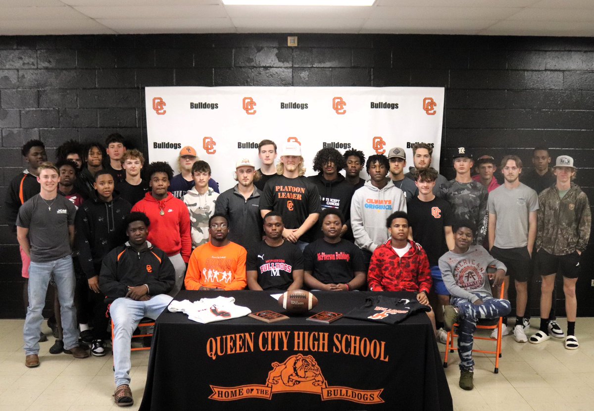 Can’t wait to be part of the <a href="/MACBulldogsFB/">McPherson Football</a> <a href="/CoachJFisc/">Coach Fiscus</a>  🔴⚪️