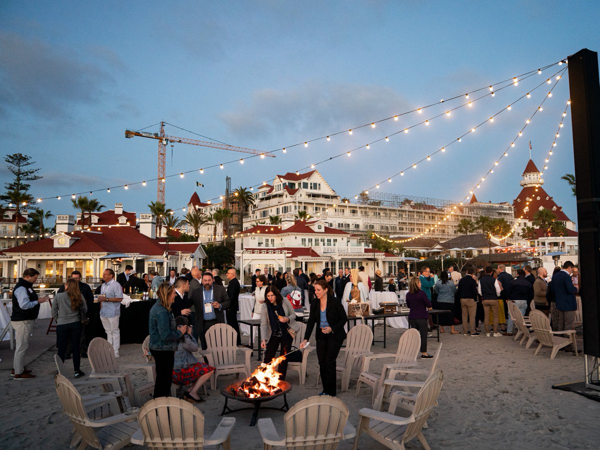 DistilledSpirit's tweet photo. That’s a wrap on two conferences under one roof - #DISCUSconf24 and @WomenoftheVine GLOBAL CONNECT!
Our sold-out event dove into diversity, mission-critical policies, great spirits & more. Cheers to our speakers, members, sponsors & attendees for joining us! 🥃🍹🍸 https://t.co/y7E0tvPvFa