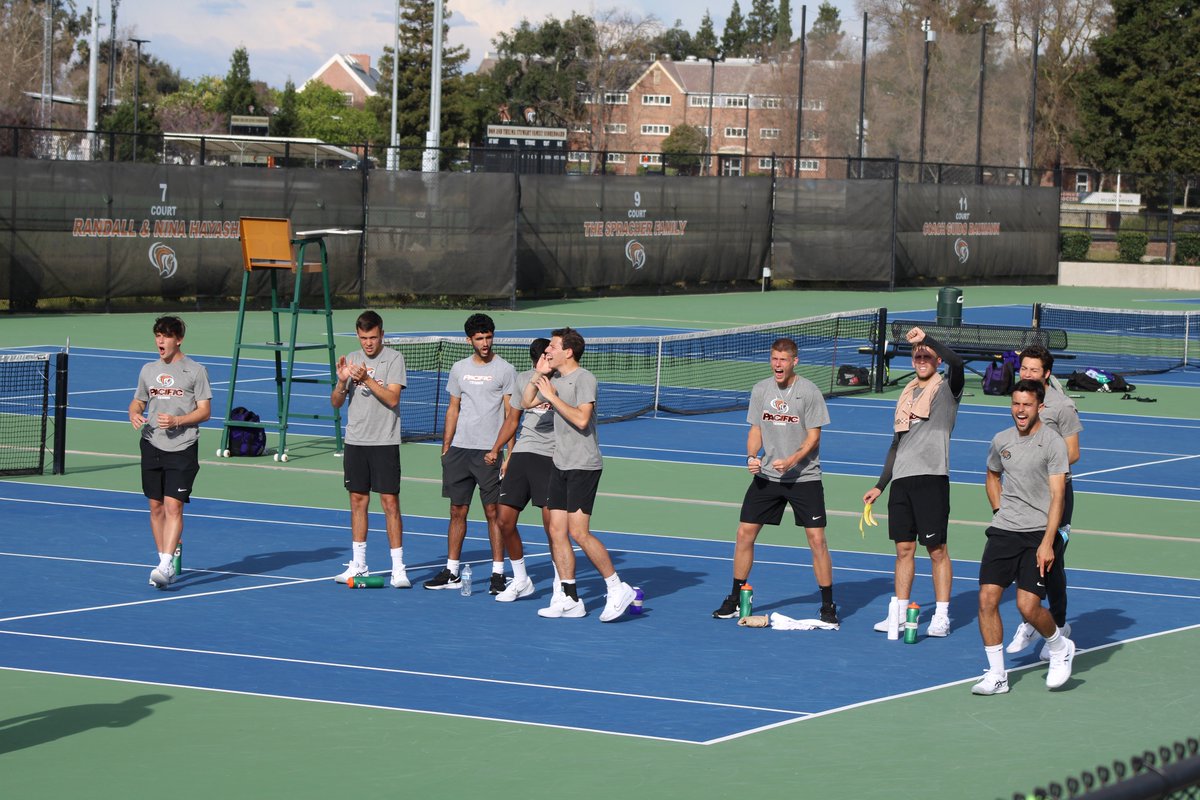 PacificMTennis's tweet image. TIGERS WIN💪

Clutch in singles. Perfect at Home.💯

#PacificProud