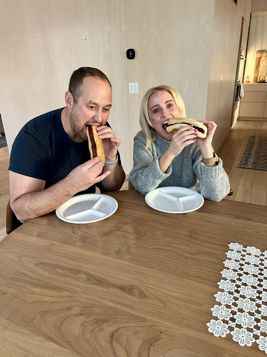 Chris Hatch tweet media