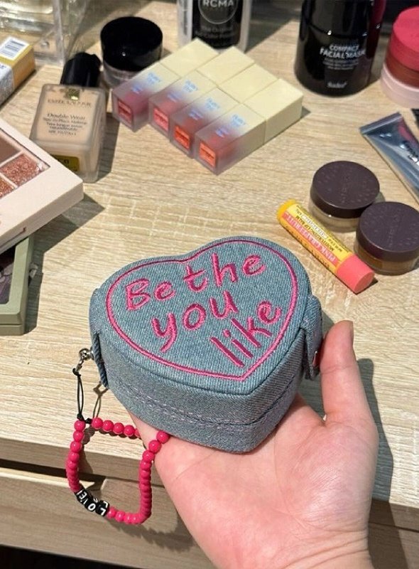 pinkytasya_'s tweet photo. Cute aesthetic things shopee find

- a thread https://t.co/7Sk2x8S3hW