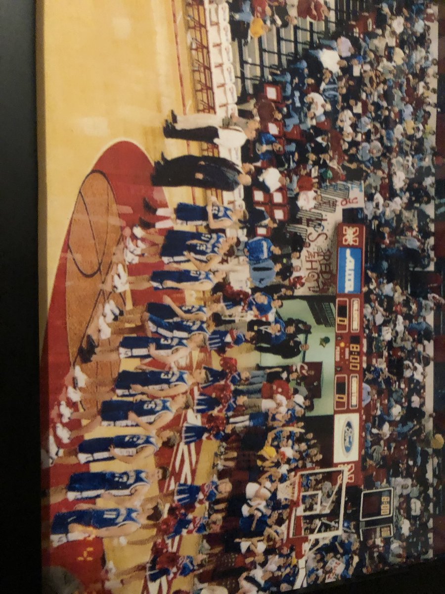 Shout out to the 2004 Crusaders on the 20th anniversary of your miracle run. I am still in awe of what you did🏀