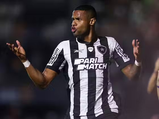 DiabloMax15's tweet photo. vamooooo jr santos elevada 🔥🔥🔥🔥 o botafogo https://t.co/rjsg2XG1gX