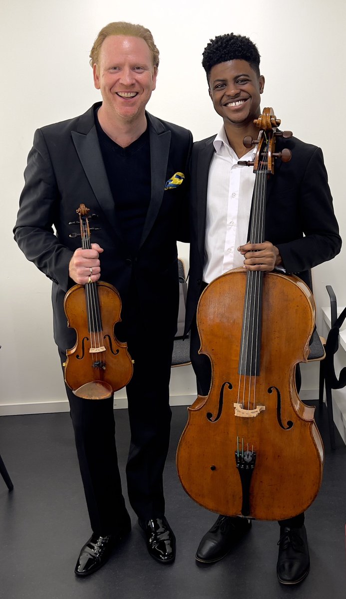 HopeViolin's tweet photo. This photo was taken 2 years ago, when I invited the outstanding young cellist, Sterling Elliott, to perform chamber music together in Munich. 

This week he is our soloist in San Francisco with New Century Chamber Orchestra. Don’t miss the concerts and a beautiful programme of Haydn, Mozart, Bloch, Gluck and Stravinsky:

Friday March 8 at 7:30pm
Presidio Theatre, SF

Saturday March 9 at 3pm
Presidio Theatre, SF

Sunday March 10 at 2:30pm
Bing Concert Hall, @StanfordLive 

Info: https://t.co/0zbYxW9wz2