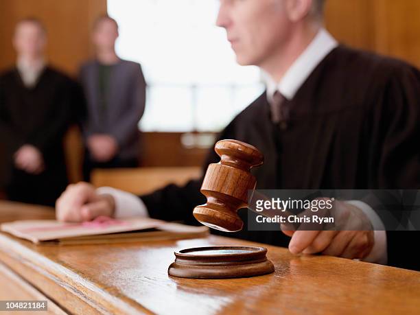 ¿Cómo se eligen a los jueces de la Corte Nacional de Justicia? Descúbrelo en nuestro último artículo, donde analizamos el reglamento para su designación y desentrañamos las incongruencias y falacias detrás del proceso.

derechoecuador.com/incongruencias…