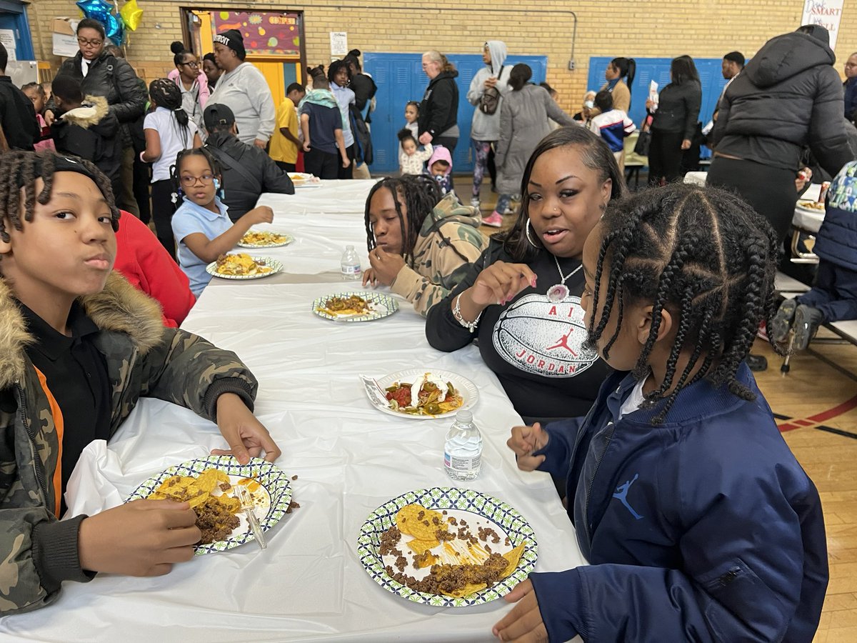 A.L. Holmes Community comes together to celebrate Family Game Night in a Big Way!
