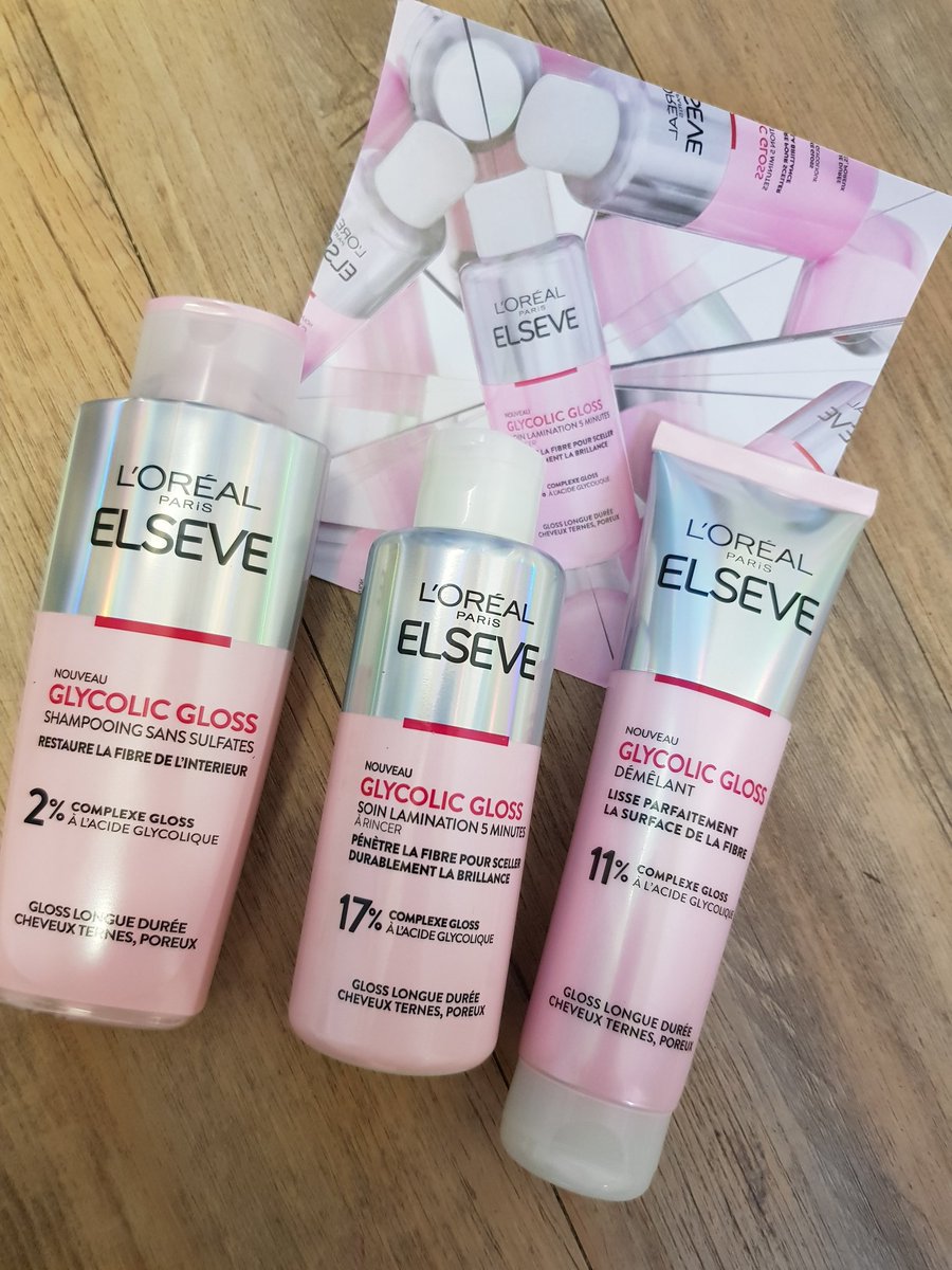 mimomel1's tweet photo. Bonjour à tous. 🤗la marque @lorealparis Nouveau glycolic gloss de chez l Oreal #loreal #lorealpro #lorealparis #glycolicgloss #glossboss #lorealhair #ambassadriceloreal #lorealfrance #lorealcheveux #lorealglycolic #lorealpariselseve #lorealshampoo #lorealsoin #lorealdemelant https://t.co/Q4XgWmepxi