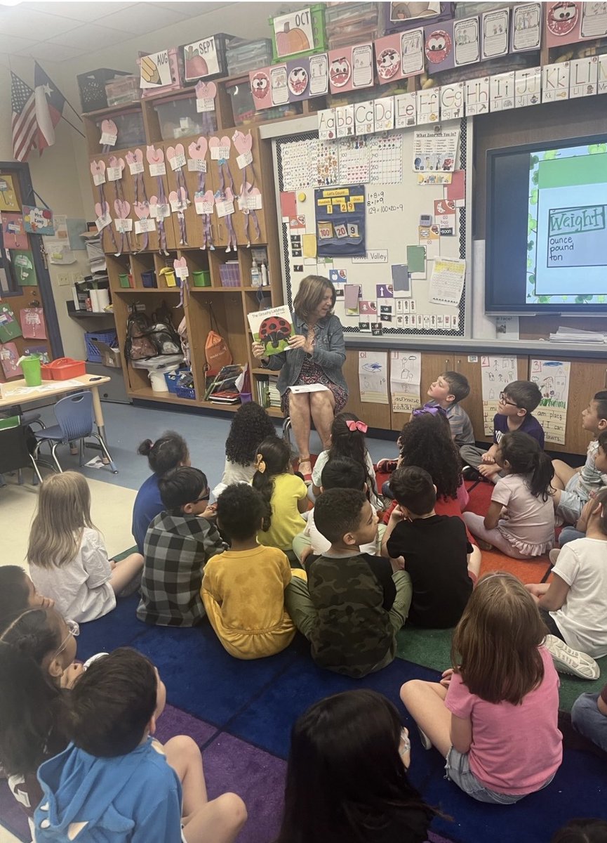 Castleberry ISD Libraries tweet media