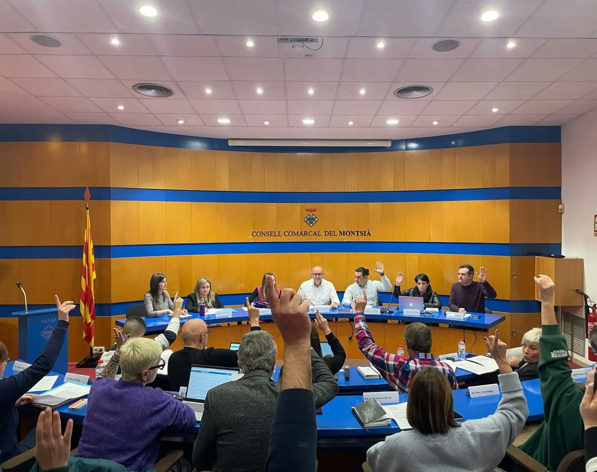 ComarcaMontsia's tweet photo. 📍Avui s'ha celebrat Ple ordinari al Consell Comarcal del Montsià on posem en relleu les mocions presentades en suport al sector primari, agricultura, ramaderia i pesca presentades per 4 dels 5 grups polítics que formen part del Consell. https://t.co/eZf3T9RseY