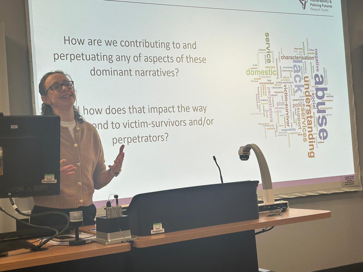 A fantastic morning discussing #DANarratives & developing our blueprint for action. Very excited for what’s to come as we continue to try and ‘rewrite’ the narrative of domestic abuse @VP_Centre @VanessaRolfe2 @wy_vrp @FreshFutures_ @LeedsWomensAid @BCDLEEDS @Foundation___