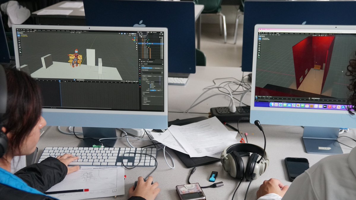 claytell's tweet image. 2D and 3D Animation Peel Skills competition. You need the video to really see these creations come to life. Thanks to @castlebrookess for hosting. @peelschools @skillsontario #PeelSciTech