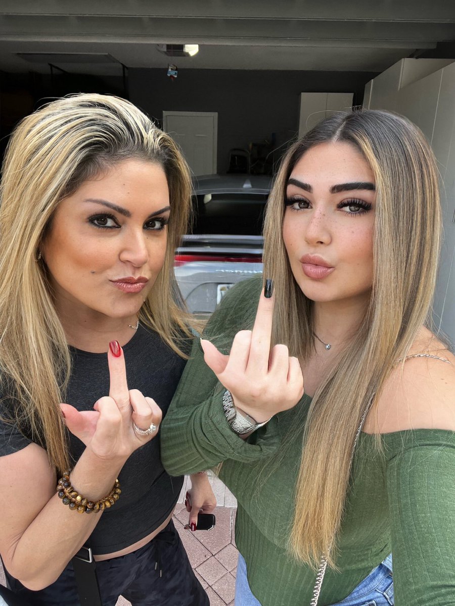 GODMADII's tweet photo. The look my mother &amp; I will give you before sending you off to hell 🫶🏻 https://t.co/y3lPoChn1u