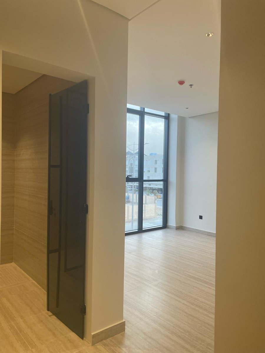 🏠عقارات فاخرة 🏠
للايجار شقة جديدة
الحي /القيروان
الدور/الثاني
السعر/75,000
ثلاث غرف نوم وحده ماستر وصاله ومطبخ وثلاث دورات مياة.
مكيفات. مطبخ. موقف قبو. واجهه
0599448509 - 0568818509 
#عقارات_الرياض #شقق_للايجار #الرياض_الان #القيروان #رمضان
#عقار #شقق_فاخرة #للايجار