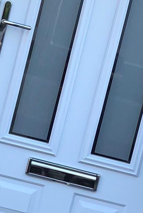 thewindowshop1's tweet photo. Solidor Edinburgh door design. Victorian etched glass design. Graphite handle and letterplate. Duck egg blue external/white internal, fitted in Wellingborough. Contact us for a free, no obligation quotation. 01933 383451 https://t.co/eKR3WZhUgL