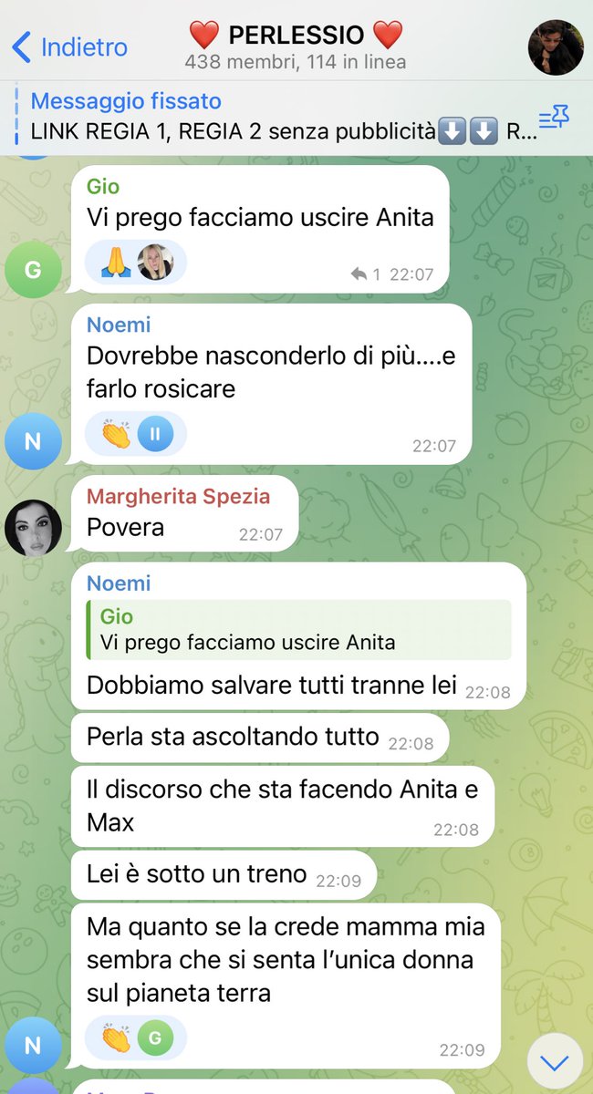 inspiredbymed's tweet photo. #perletti i P3rlessio stanno votando Grecia e Massimiliano per far fuori Anita, SALVIAMO ANITA PER FAVORE. https://t.co/FES4Qe0cRJ