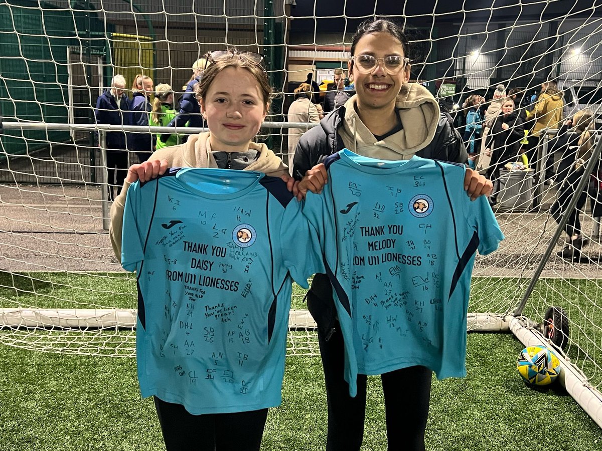 Eldwick Juniors Football Club 🗣 A huge shoutout and a massive thank you to Josh, Alfie, Daisy and Melody, who have been helping coach our Lionesses over the last few months as part of their DofE Award. 🙏🙂 Well done, and good luck with the rest of the Award. ⚽️🦁